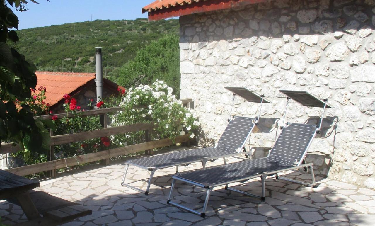 Stone House In A Quiet Landscape, Leonidion Vila Exterior foto